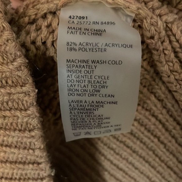 Dex poncho style sweater - Picture 7 of 8